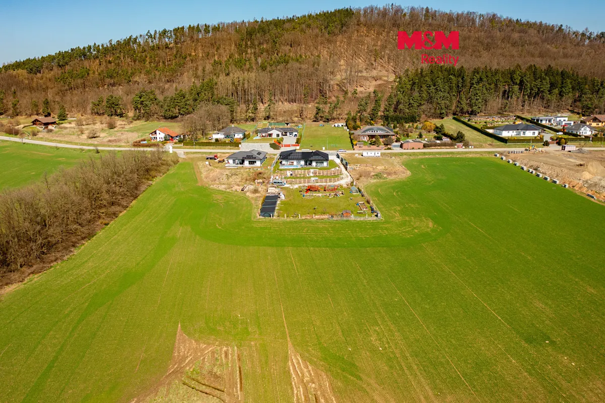 Prodej stavebního pozemku 1015 m²